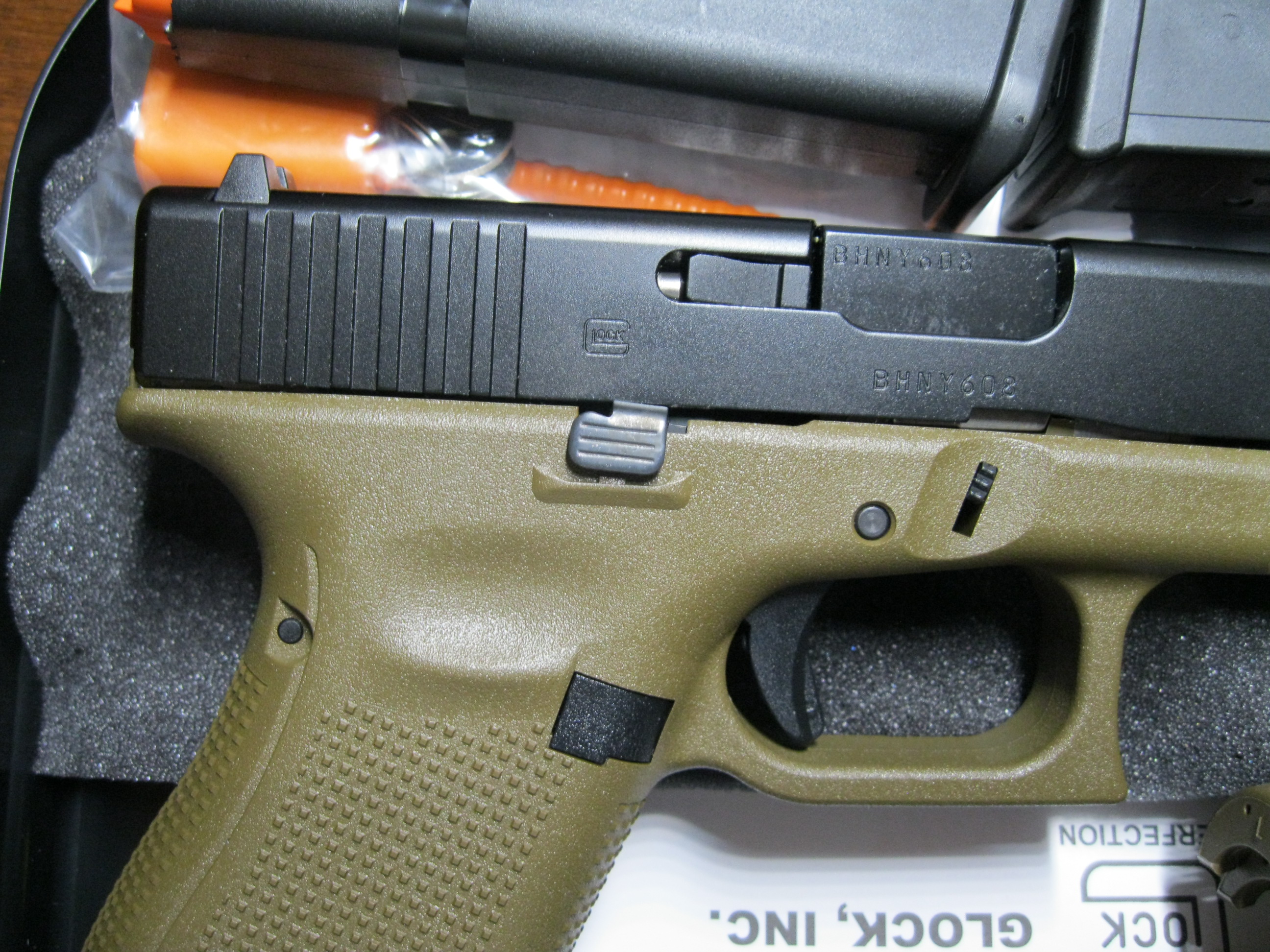 Glock 19 Gen5 Fde 4 9mm 3mags Pa1950203de New Ellis County.