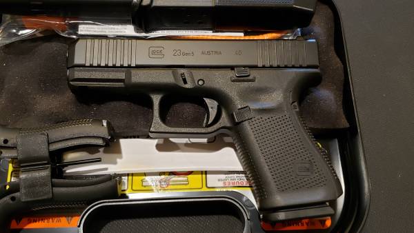 Glock 23 gen5 Black 40s&w PA235S203