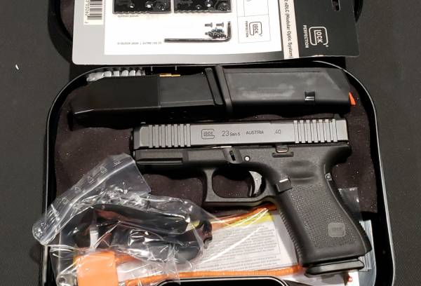 Glock 23 gen4 MOS black 4" 40s&w PA235S203MOS